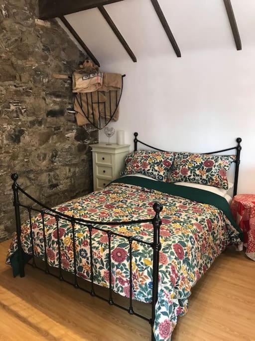 Stone Wall Cottage Castlewellan Buitenkant foto